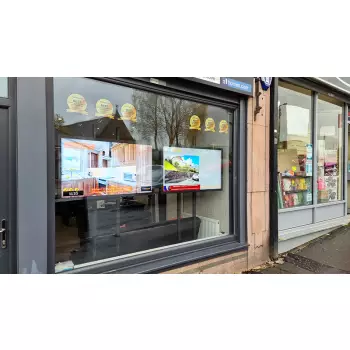 Monitor ultra wysokiej jasności 3500 cd/m2 55