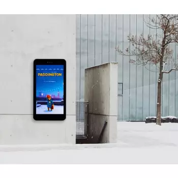 Zewnętrzny monitor reklamowy 55