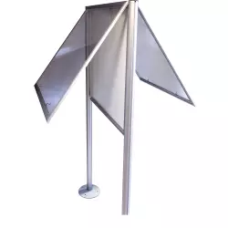 Dwustronna wolnostojąca gablota Reverso