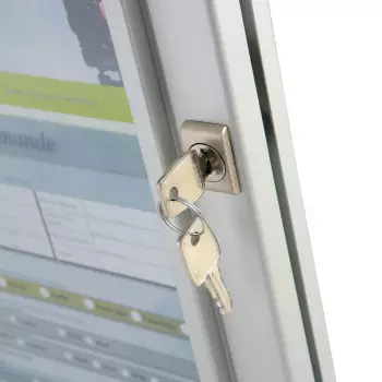 Dwustronna wolnostojąca gablota Classique