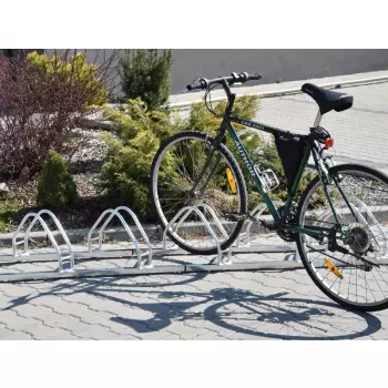 Stojak-na-rowery-Redon-ocynkowany