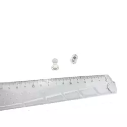 Magnesy neodymowe 11x17 mm bezbarwne