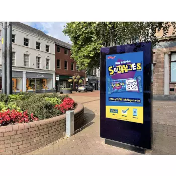 Zewnętrzny totem reklamowy 55 cali