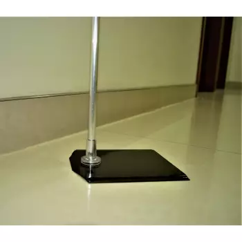 Stojak plakatowy UCHYLNY MAXI A4