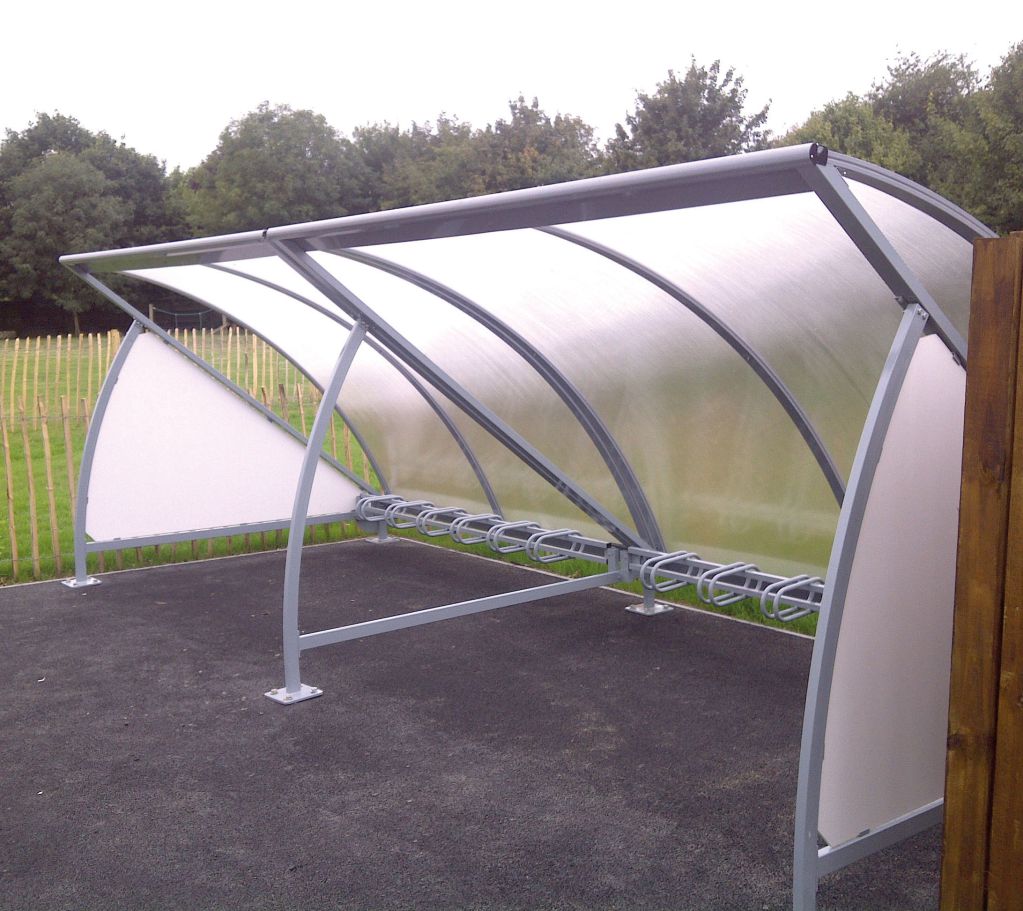 wiata rowerowa z miejscami parkingowymi na rowery