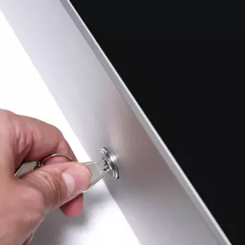 Monitor reklamowy w obudowie ściennej 43