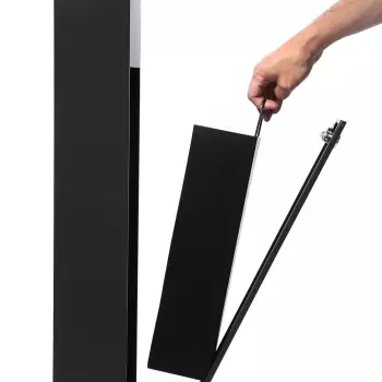 Metalowa popielniczka wolnostojąca