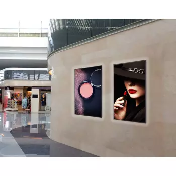 Podświetlana Ramka LED Slim z wsuwanym plakatemPodświetlana Ramka LED Slim z wsuwanym plakatem